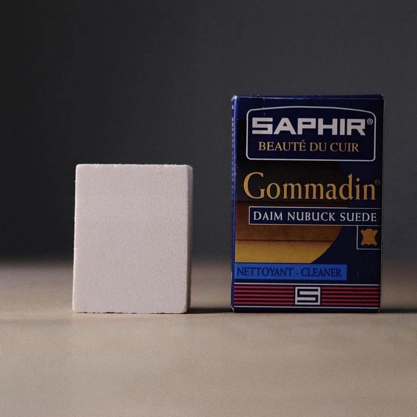 SAPHIR Резинка для чистки нубука