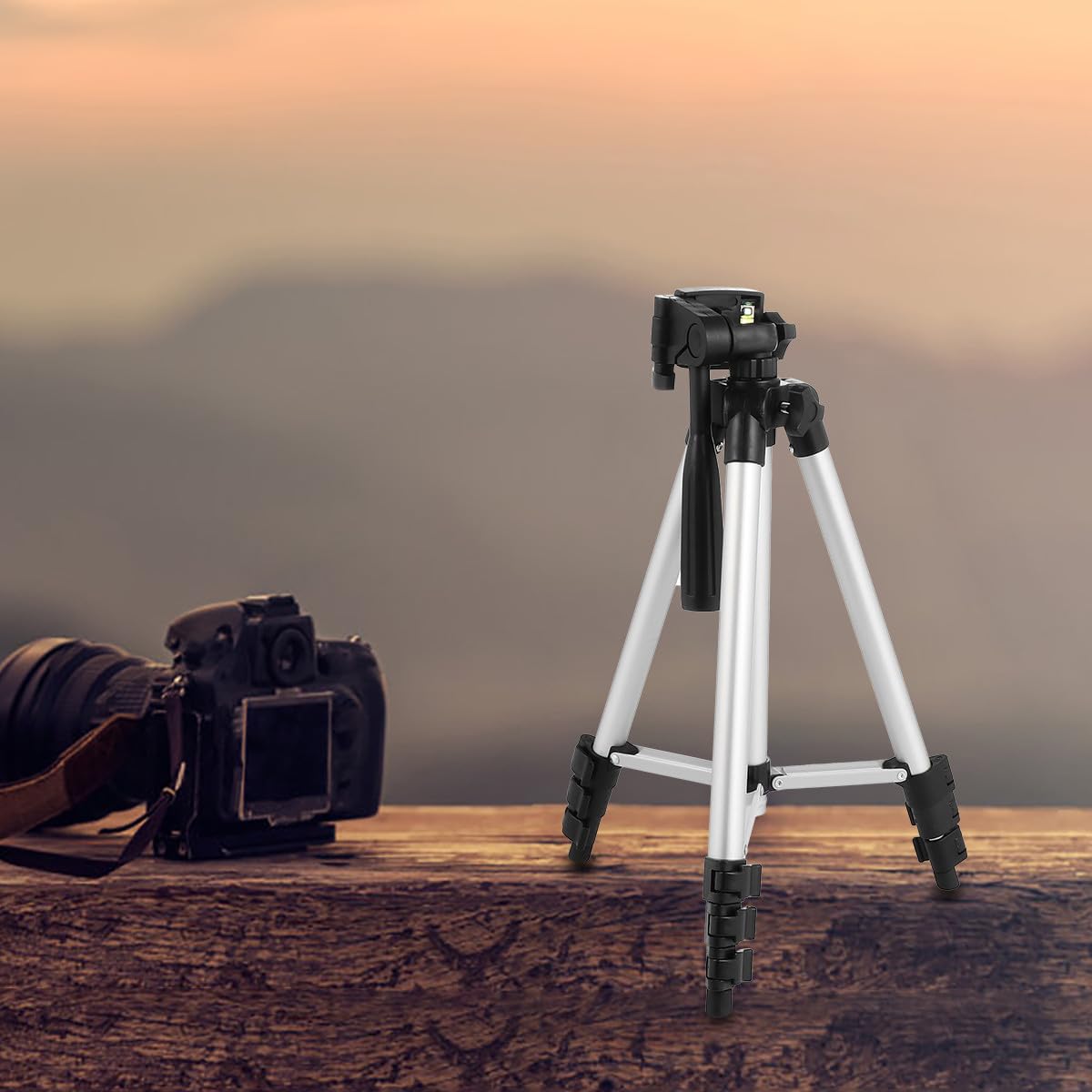 Treppiede Telescopico 110cm in Lega di Alluminio per Streaming | Pieghevole, Altezza Regolabile, Argento, per Viaggio, Adatto a Telescopio e Fotocamera