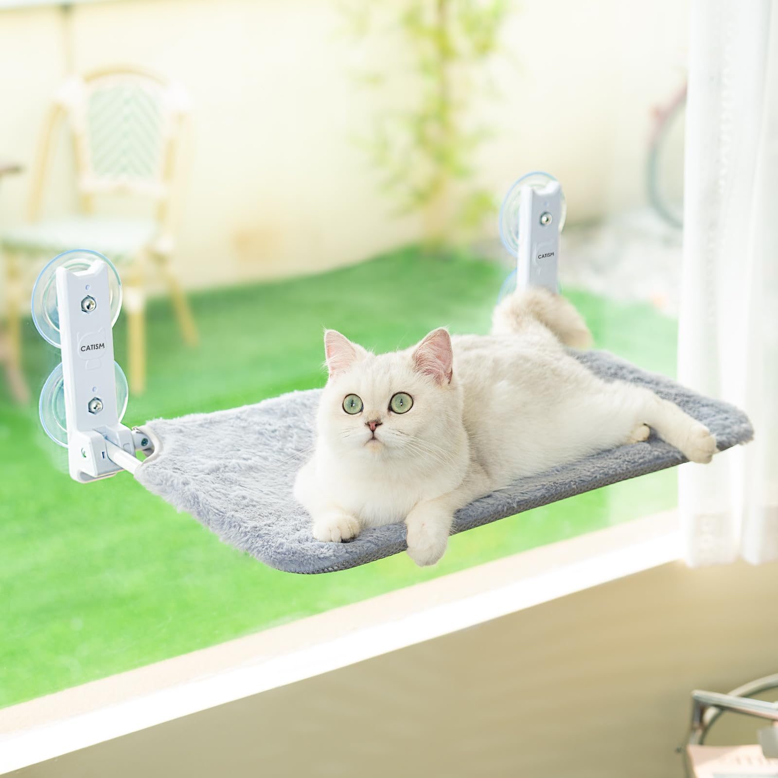 CATISM Pliable Hamac Chat Fenetre Jusqu'à 20kg, Hamac pour Chat Renforcé avec Ventouse Puissante, Coussin en Tissu Double Face, Sac de Couchage pour Chats (52 x 30), Gris