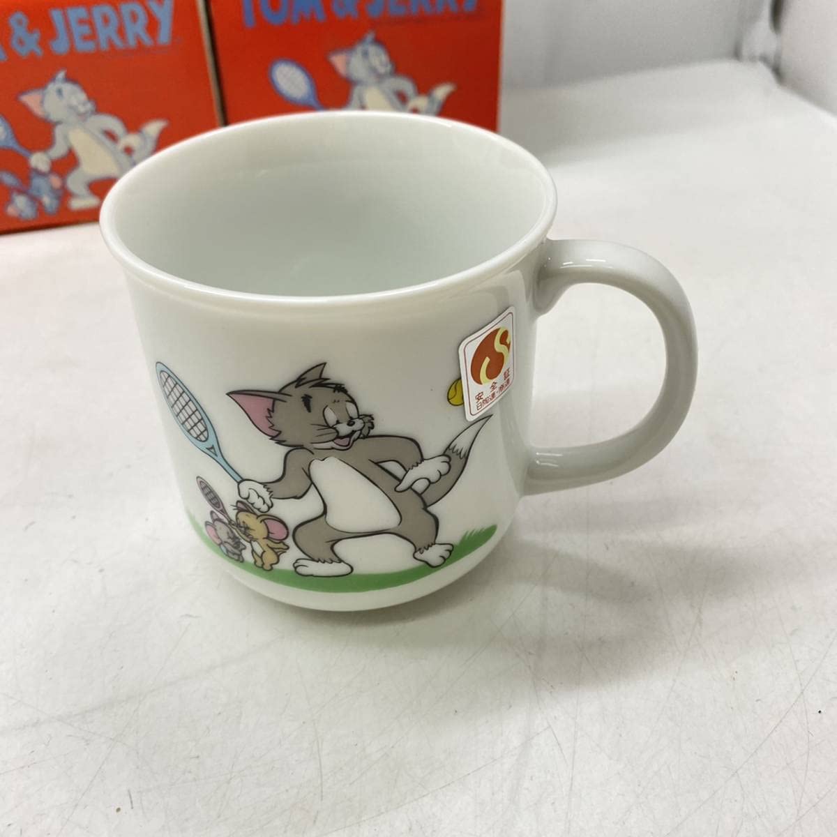 Amazon | 陶器製 十六銀行 トムとジェリー マグカップ TOM JERRY