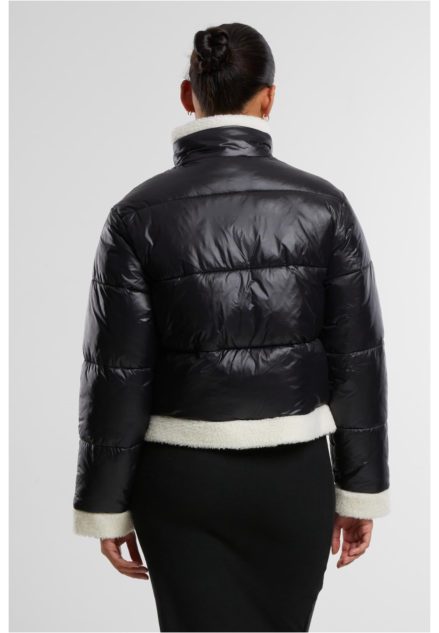 Urban Classics Tb7074-ladies Recycled Shiny Puffer Sherpa Jacket Vestes légères, Noir/Sable Blanc, 3XL Femmes