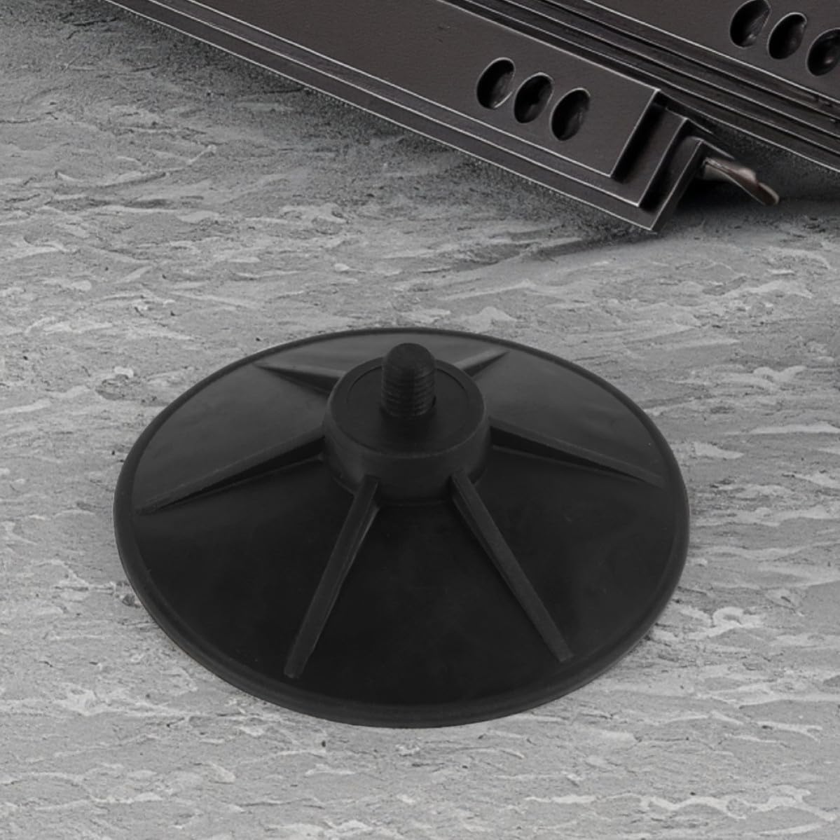 16pcs Boxing Bag Suction Cup Base Replacement Heavy Duty Rubber Floor Anchors with Detachable Versatile Design for Martial Arts and Fitness Equipment