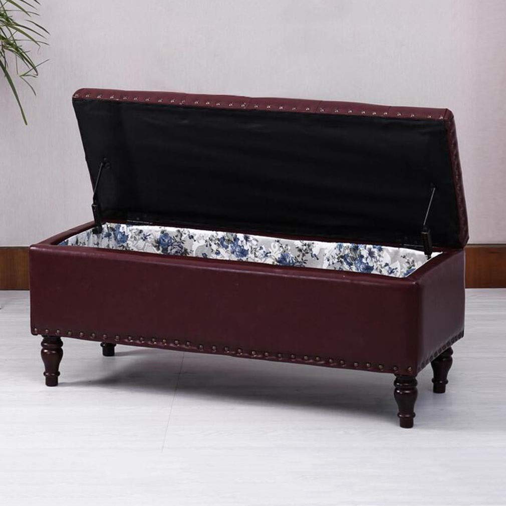 Tabouret de lit capitonné au design nordique et finitions haut de gamme