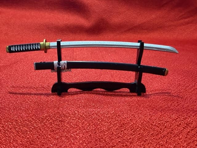 ミニ　刀掛け　ペン掛け Amazon.co.jp: ミニチュア 刀掛け台 : ホーム＆キッチン