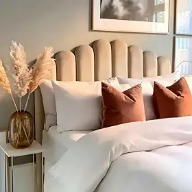 Kit Cabeceira Nuvem 45x20 Estofada Adesiva 10 Peças Cama Box Casal Queen King(BEGE)