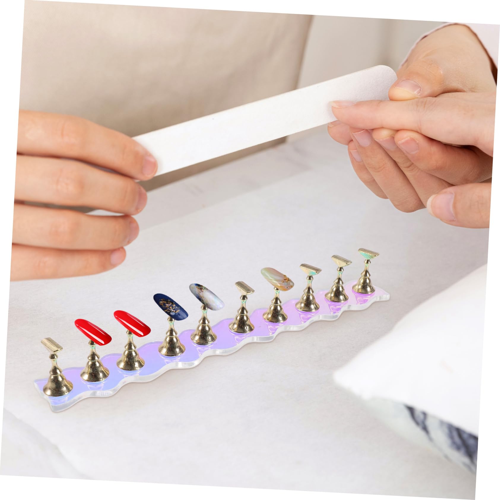 Healeved 5 Juegos rodillo de arrastre para registrador grabadora de vídeo Titulares uñas postizas expositor uñas soporte de práctica de puntas de uñas soporte de uñas para pintar uñas Metal