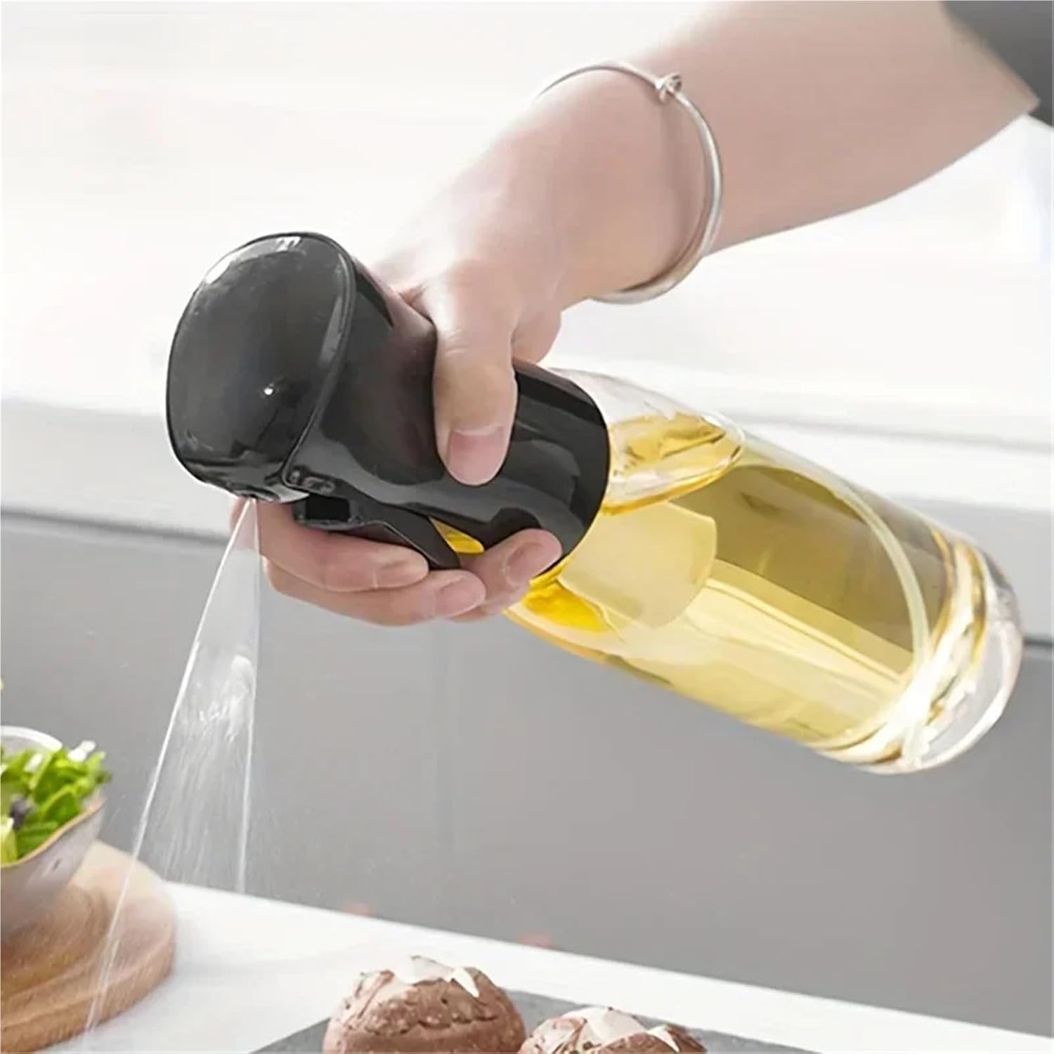 Oil Spray Bottle, 200/300/500 Oil Spray Bottle Household Kitchen Control Barbecue Cooking,for Salad Making, Baking(2pc200ml black white)