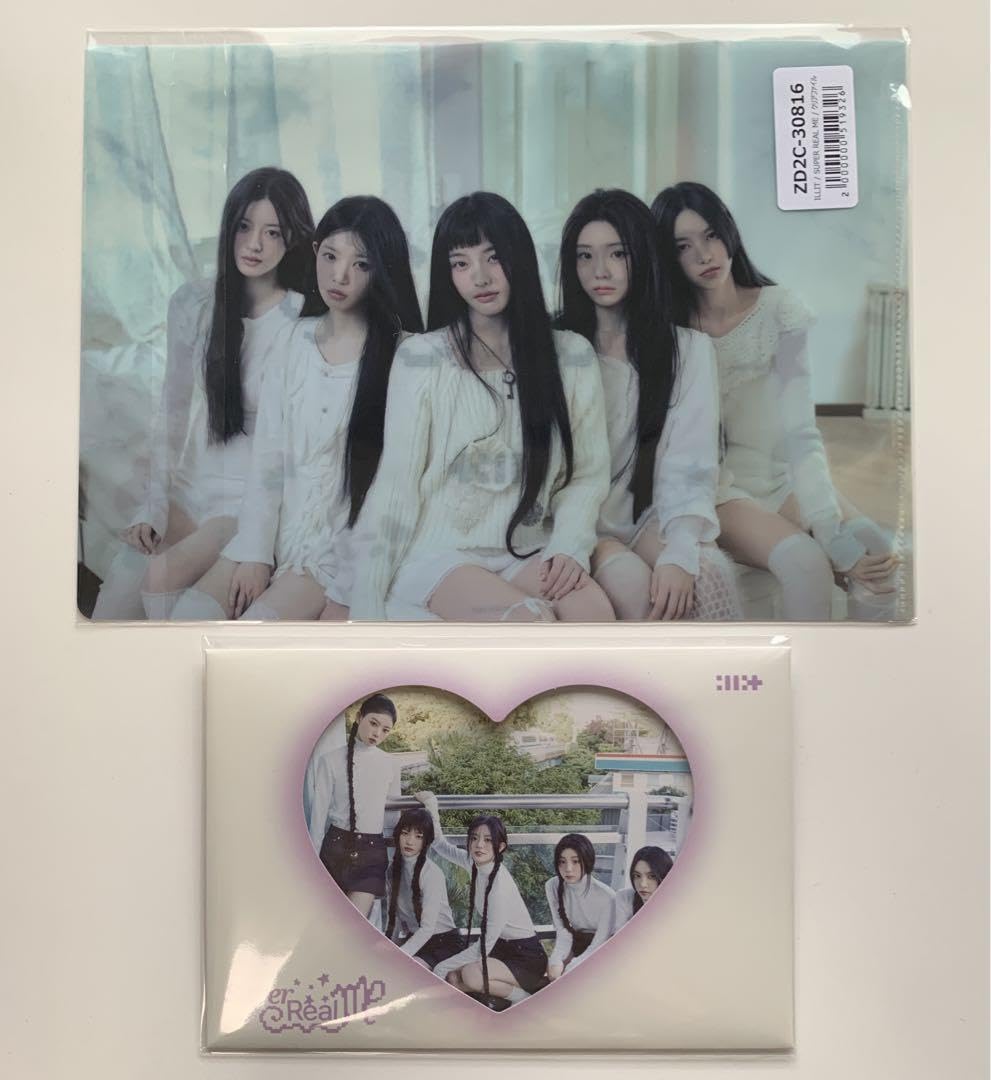 ILLIT クリアファイル　100枚　ユニバ　SUPER REAL ME クリアファイル ユニバ 2形態特典 ILLIT super real me - メルカリ