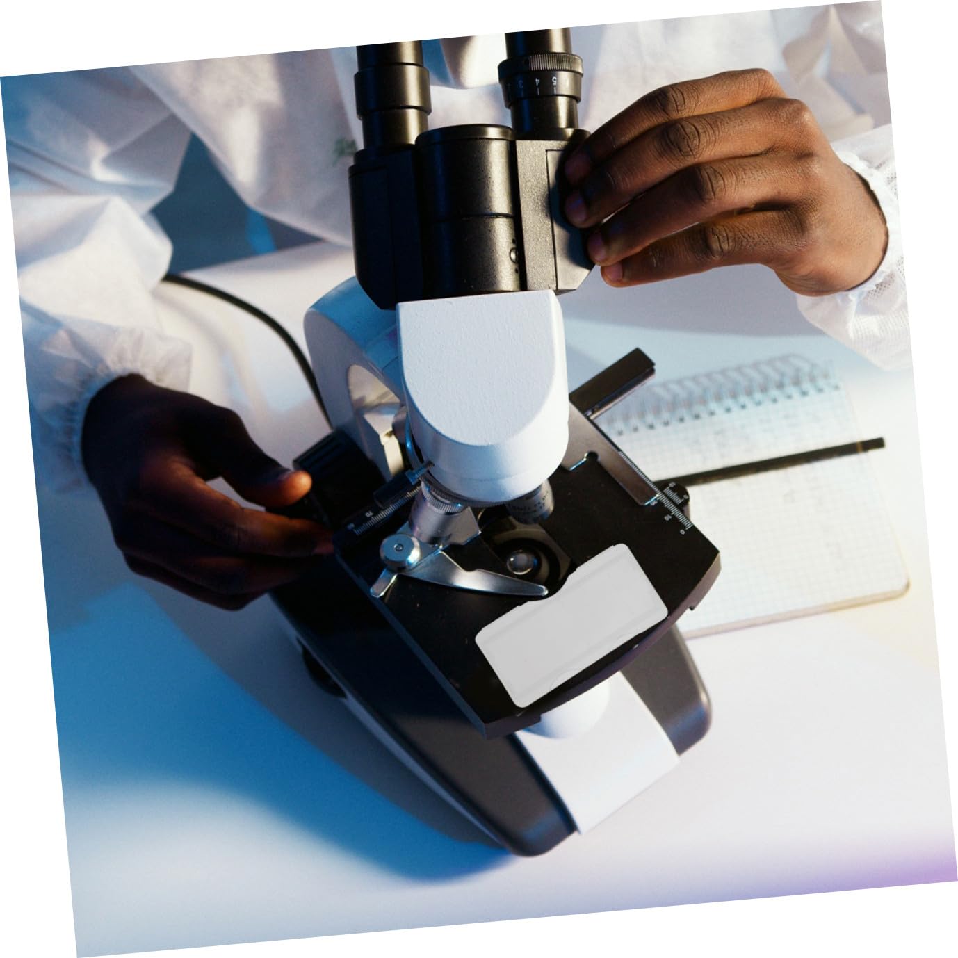 Boîte à Lames de Microscope pour Laboratoire en Pp 100 Pièces