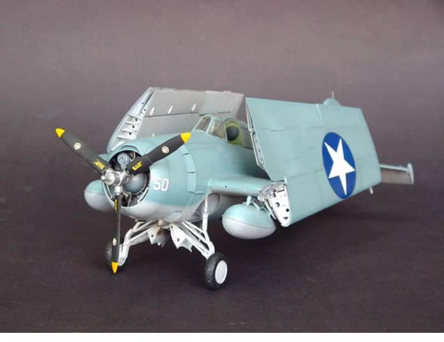 Amazon | WHEELFUN 1/32グラマンF4F-4ワイルドキャット戦闘機航空機