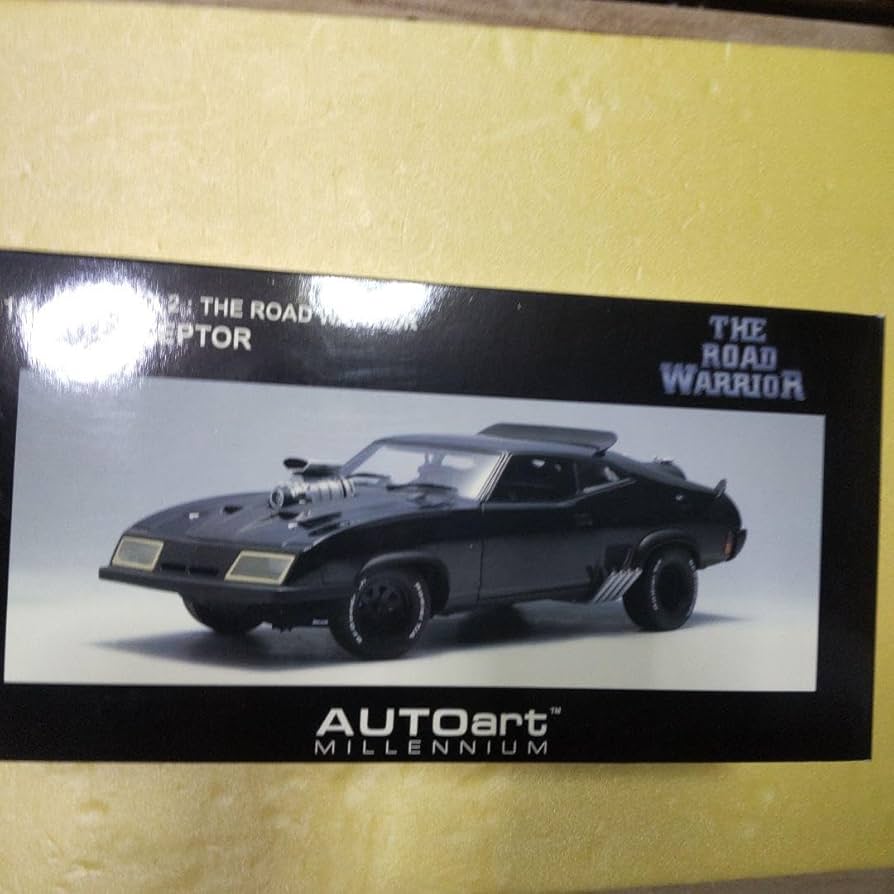 v*r様 訳アリ オートアート 1/18マッドマックス2インターセプター Amazon.co.jp: AUTOart マッドマックス2 インターセプター 1 18