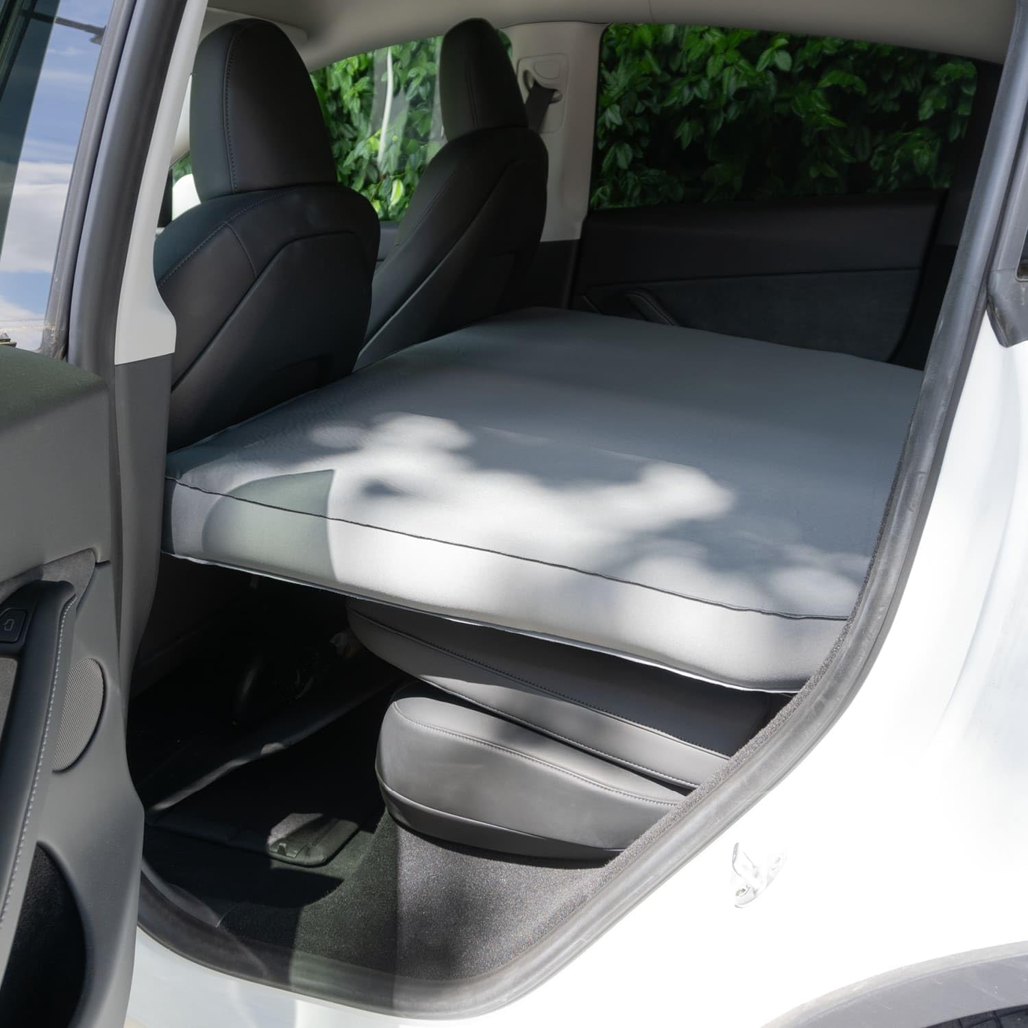 Skandika Premium Easy Isomatte Car 3D | Auto Matratze 10 cm dick, selbstaufblasend, leicht, faltbar, selbstfüllender Schaumstoff, Kofferraum, Gästematratze, Luftmatratze | Camping, Outdoor, Reisen