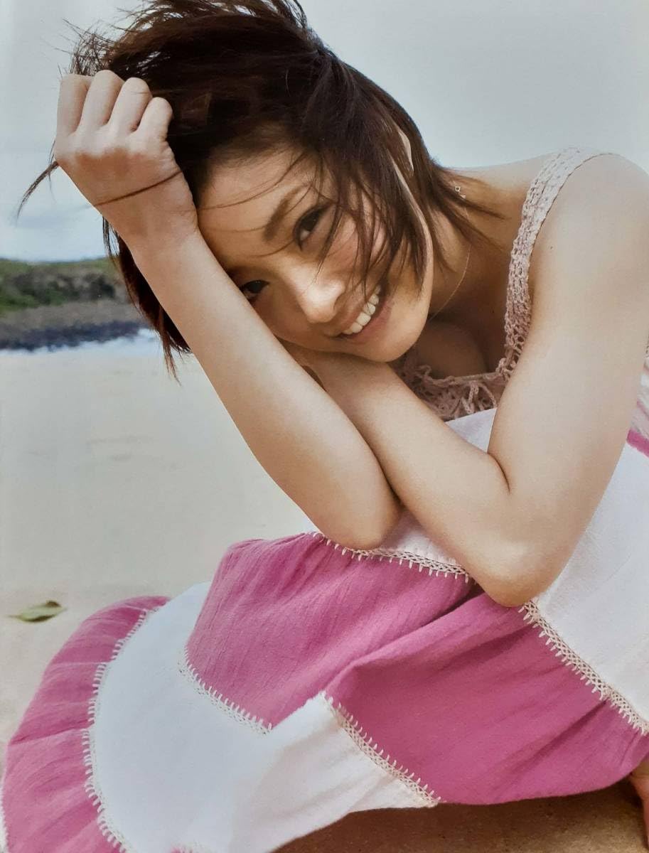 【美品】 上戸彩　DVD　まとめ売り　6枚セット　アイドル　女優　アーティスト Amazon.co.jp: 切り抜きマニア◎上戸彩 グラビア「Face toace