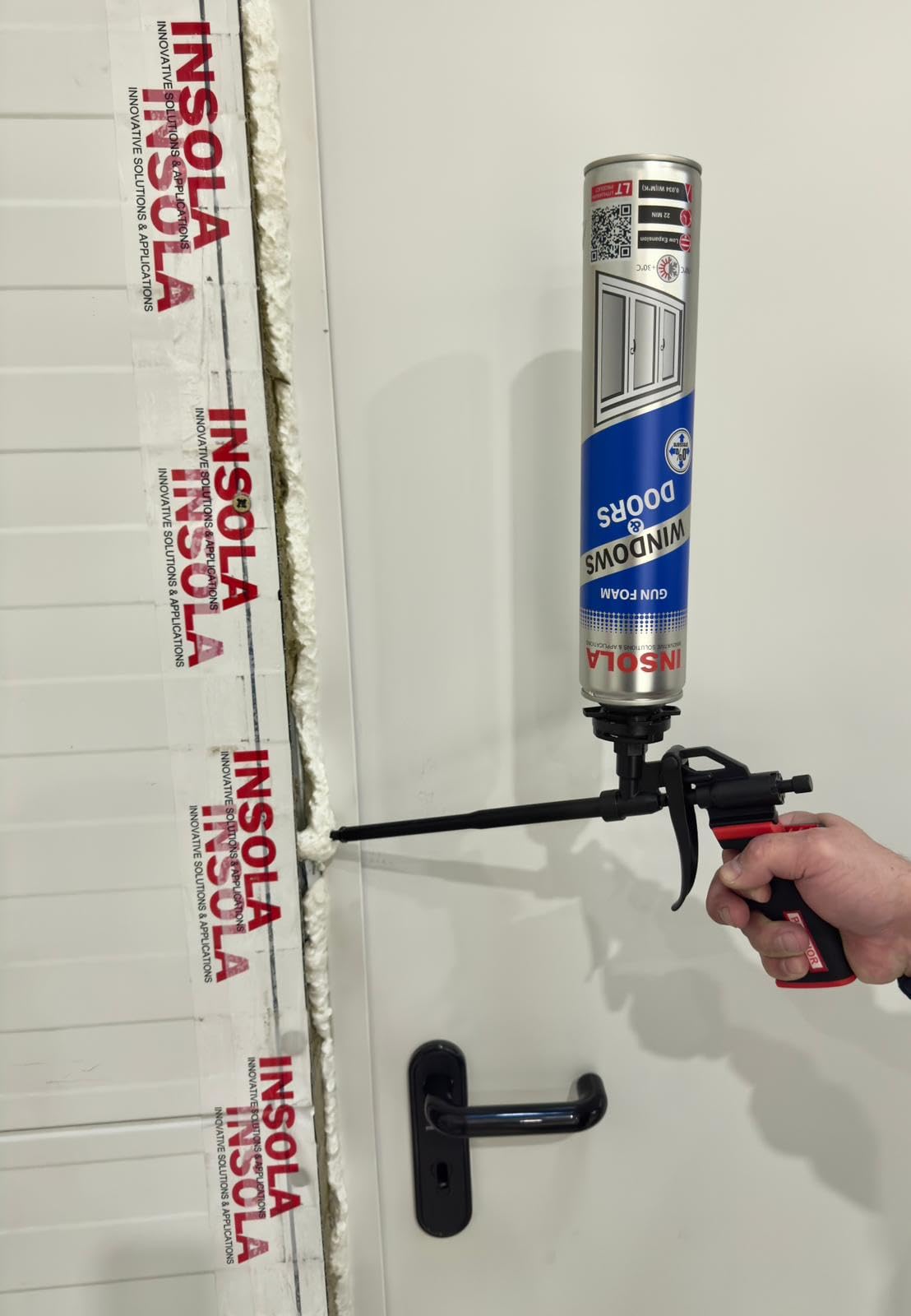 Mousse Expansive Pistolable 750 ml | Montage, Isolation et Calfeutrage, Lot 5 Mousses + 1 Pistolet + 1 Nettoyant