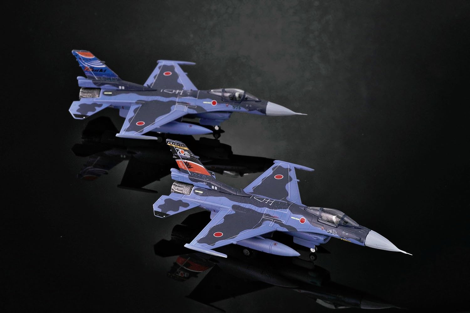 Amazon | プラッツ 1/144 航空自衛隊 F-2A 空自創設70周年&築城基地