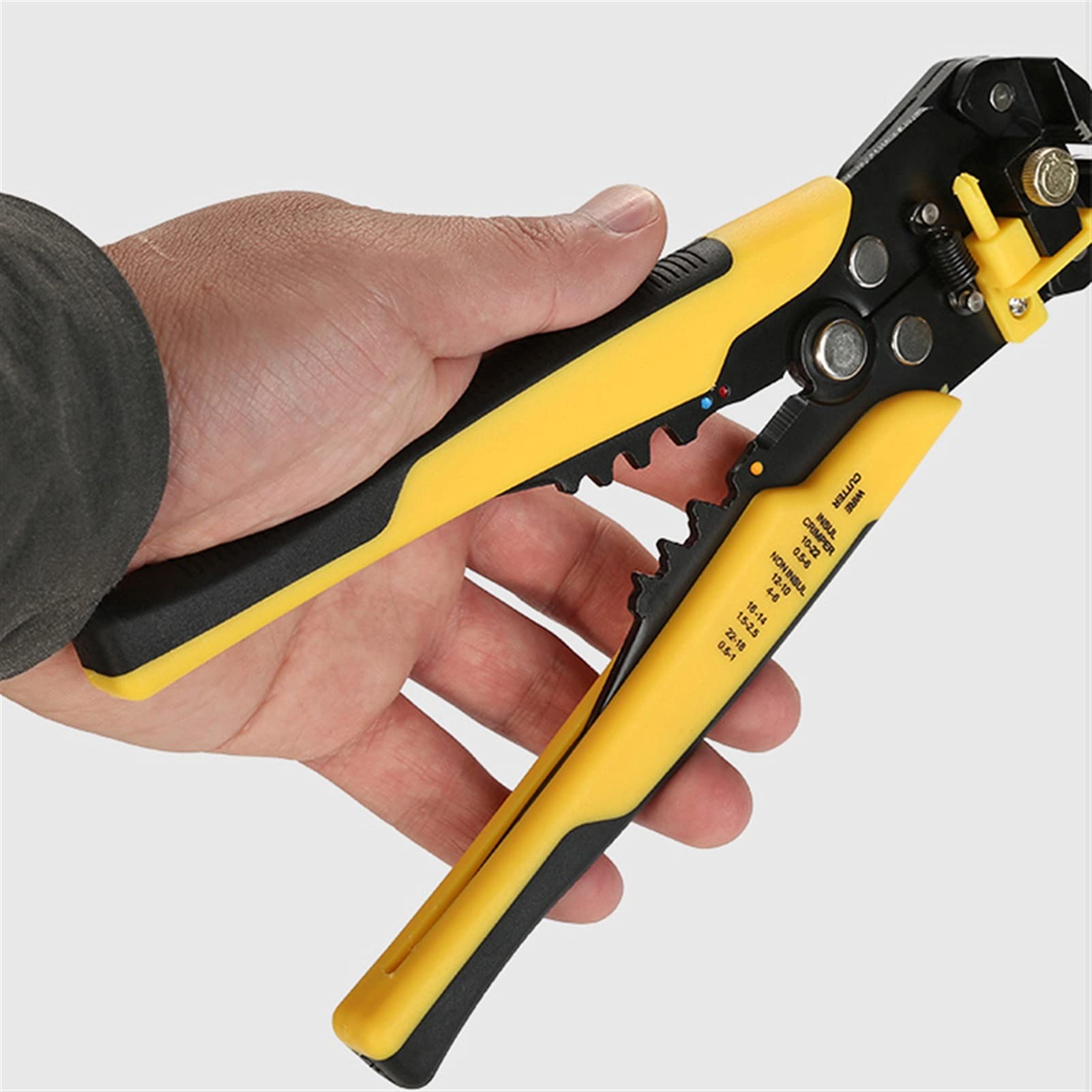 Terminal Multifonctionnel Automatique de la Pince à découper en Pince Terminal Multifonctionnel Automatique 0,2-6mm Outils de décapage(Giallo)