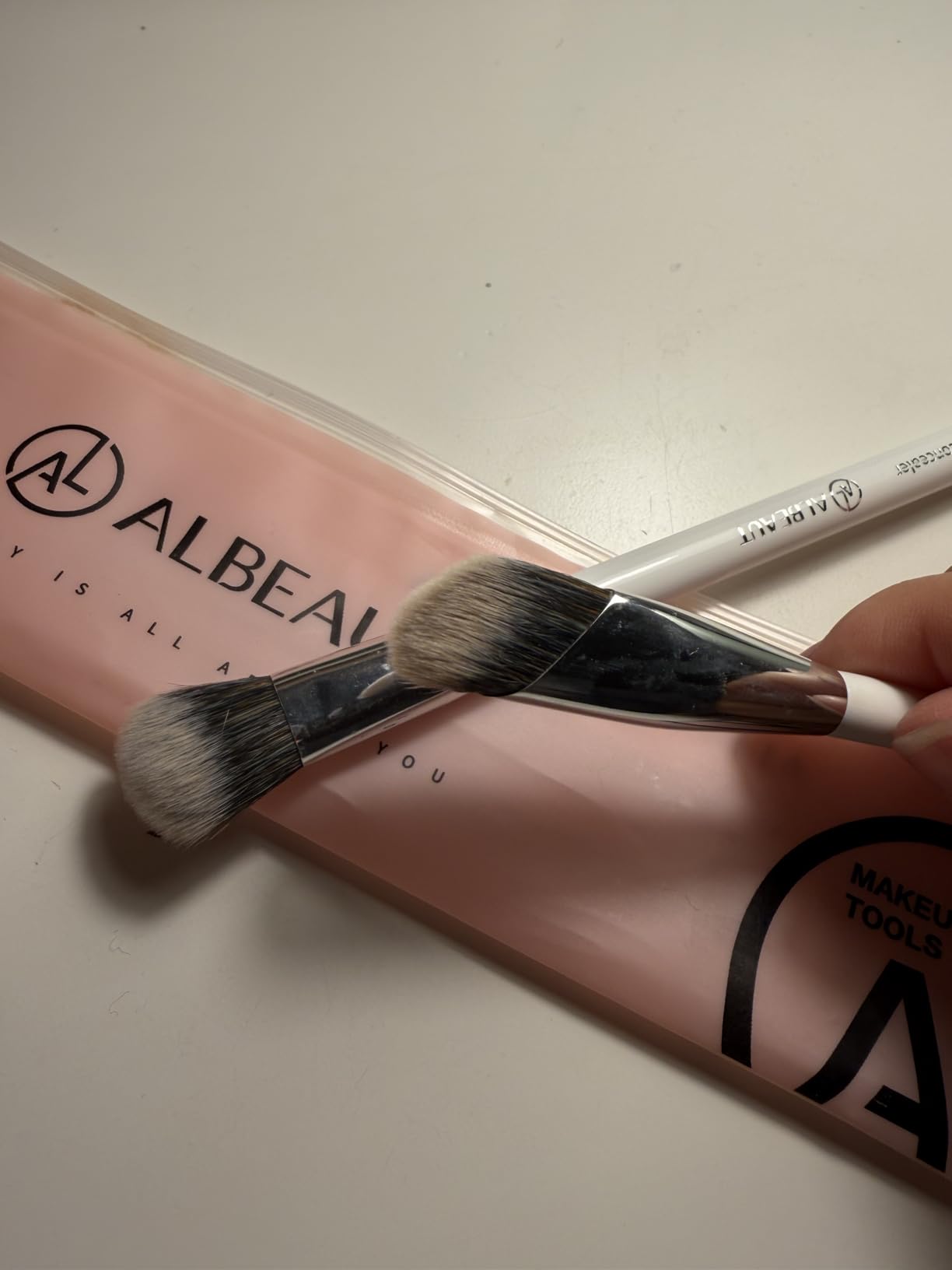Albeaut Makeup Brush for Foundation Concealer Blush Contour Liquid Cream Blending Angled Shape 3pcs