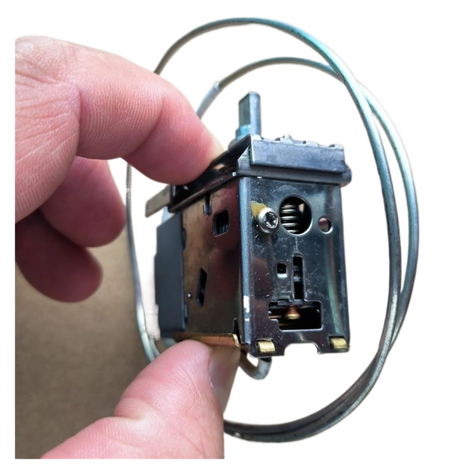 Fkymx 1Pcs Refrigerator Parts 17431000000205 Wdf30e-Ex Wdfe28z-L2 Thermostat，Compatible For Midea，Refrigerator Cdd-132Cma (E)/88Cm(C)/88Cm(E)