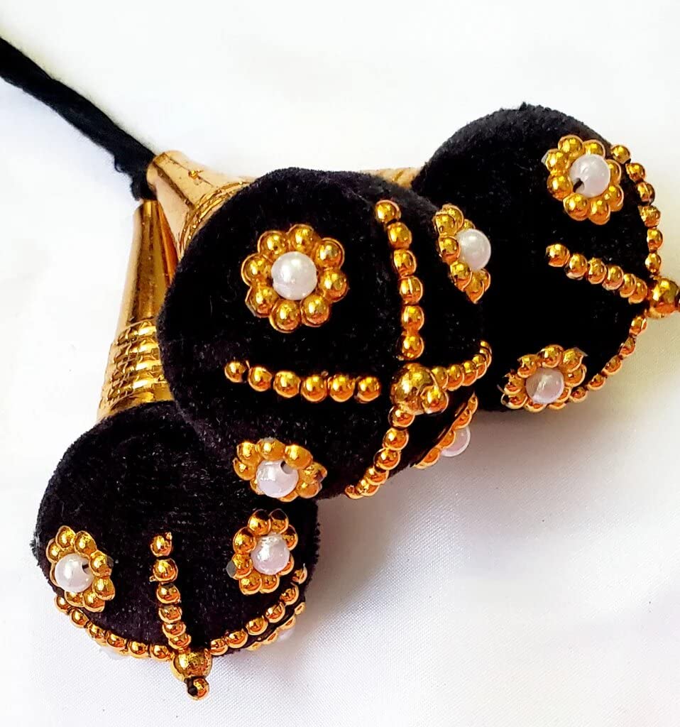 Dreams@Bharathanatyam and Bridal jada Black Velvet South Indian Traditional Hair Savaram Kunjalam Accessories Sungu Jada Kupullu for Women (Gold with White Pearls) (B0BC41KL1P) Amazon Price History, Amazon Price Tracker