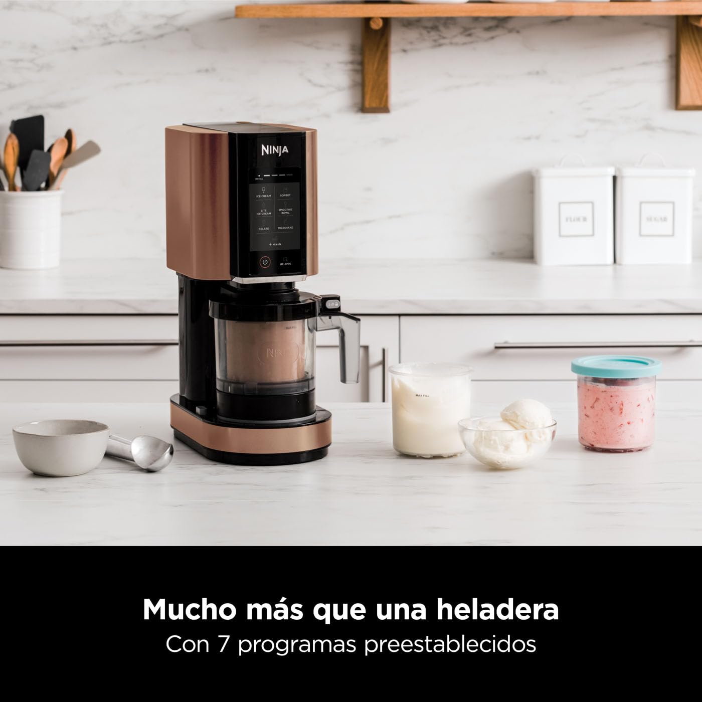 Ninja CREAMi Heladera multifunción, capacidad de 1,4L, 3 tarrinas, 7 programas, Helado, Gelato, Sorbete, Smoothie Bowl, Batido y más, negro/cobre, NC300EUCP — view 3