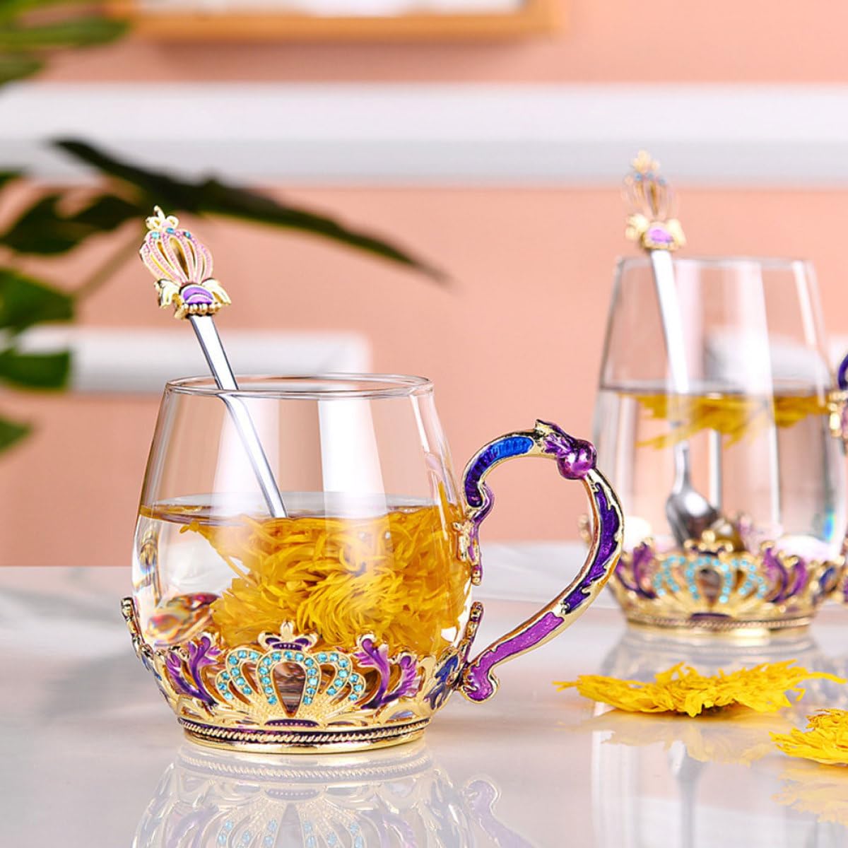 Healeved Taza de Té de Cristal Esmaltado Pequeña con Cuchara, Resistente al Frío y Calor, Ergonómica para Uso Doméstico y Oficina, Juego Sencillo con Diseño Funcional Color Aleatorio