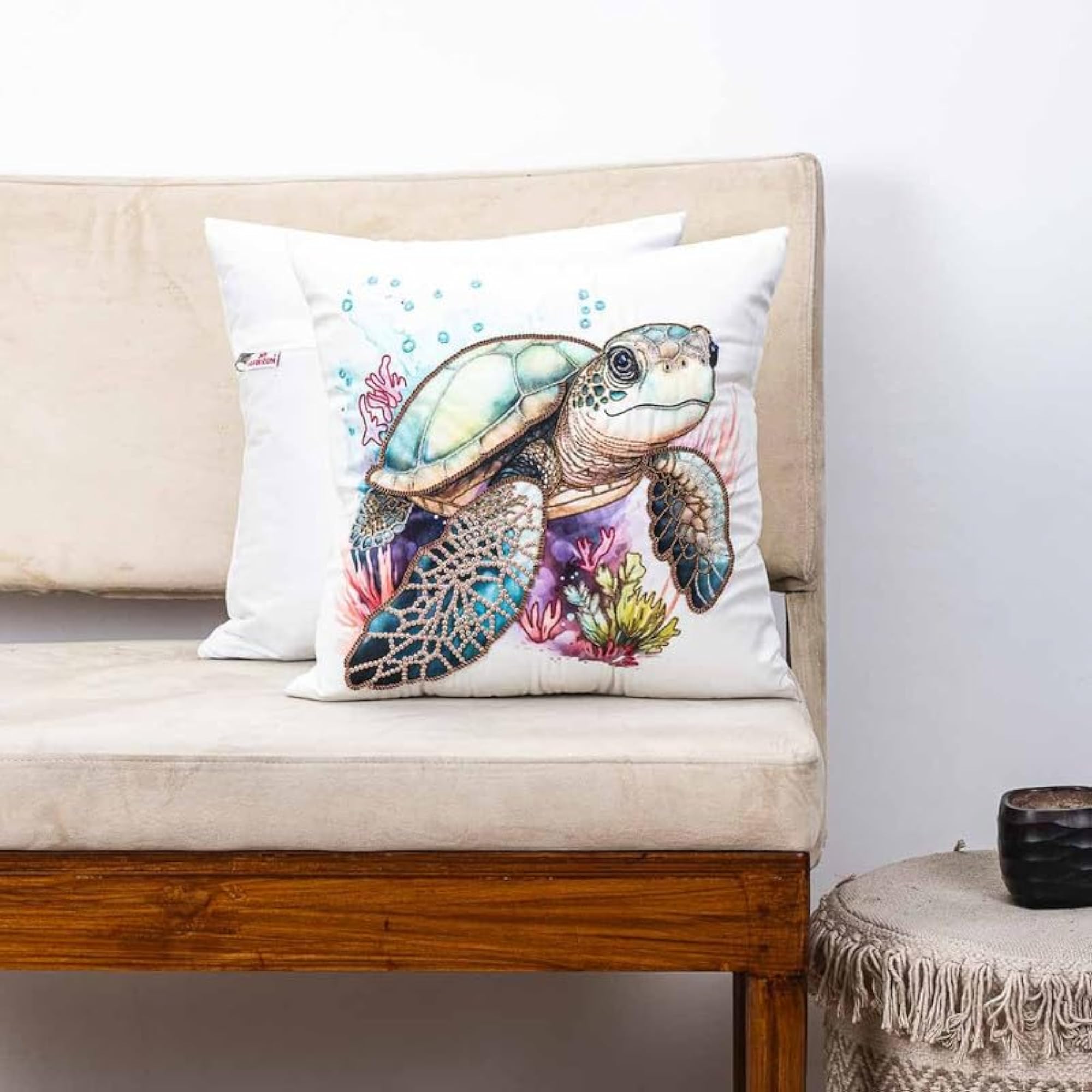 Tortoise Handwork Velvet Cushion Cover, 16x16