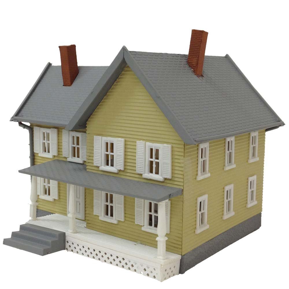 Model Power781 HO Jackson's House Built-Up-Lighted w/2 Figures