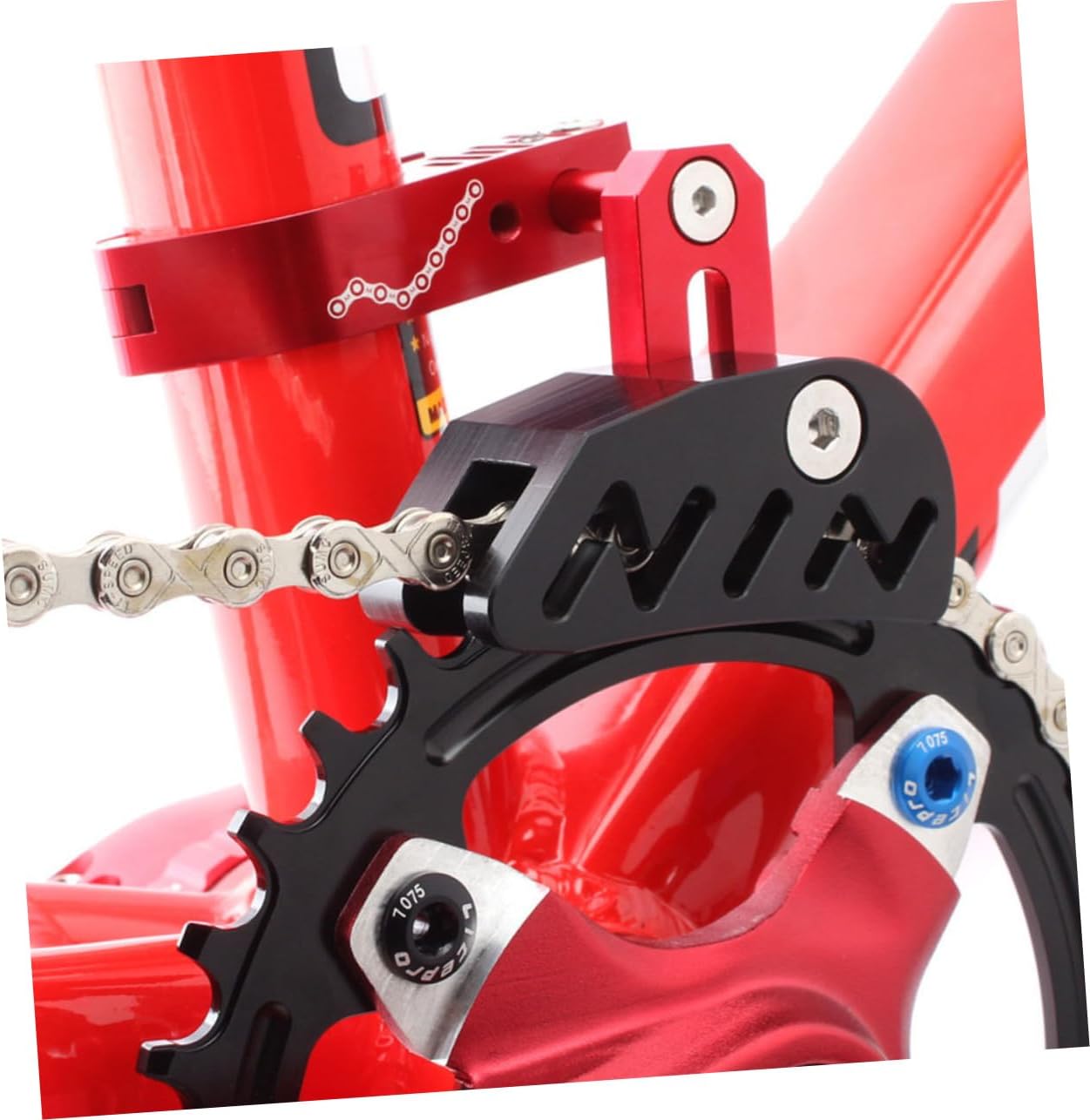 1Set Bike Chain Stabilizer CNC Machined Single Disc Chain Guide for Mountain Bikes Front Derailleur Compatible Prevents Chain Drop and Jumping Durable and Resistant