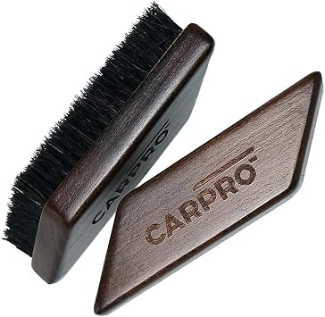 فرشاة جلدية CARPRO - فرشاة تنظيف للمفروشات الداخلية للسيارة والمقاعد الجلدية والأثاث والأريكة والأحذية الرياضية والأحذية والحقائب والمزيد [تعمل على الأقمشة الطبيعية والاصطناعية والفينيل] - عبوة واحدة