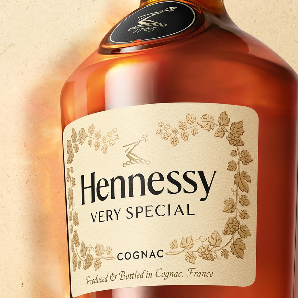 Amazon.co.jp: Hennessy(ヘネシー) V.S 箱入り [ ブランデー 700ml