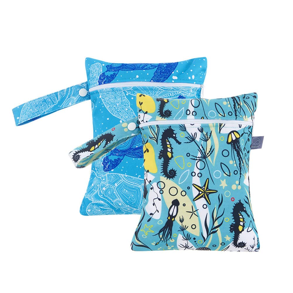Treer Wet Dry Bag 2 PCS Baby Cloth Nappy Bag Washable Reusable Hanging Baby Diaper Bag with Zipper, Cartoon Animals Waterproof Organizer Bag for Daycare Travel Beach Pool (18x25cm,Turtle Jellyfish)