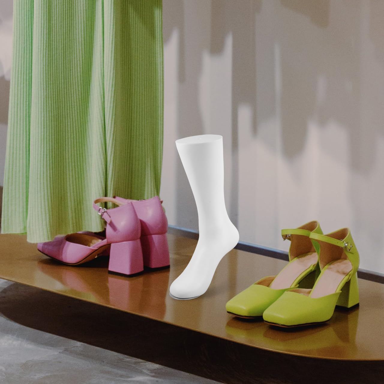 STOBAZA Sockenfuß-Modell Mannequinfuß Für Herrensocken Socken-Display-Halter Mit Realistischen Proportionen Tragbares Socken-Ausstellungsmodell Für Einzelhandel Schaufenster Und Fotografie