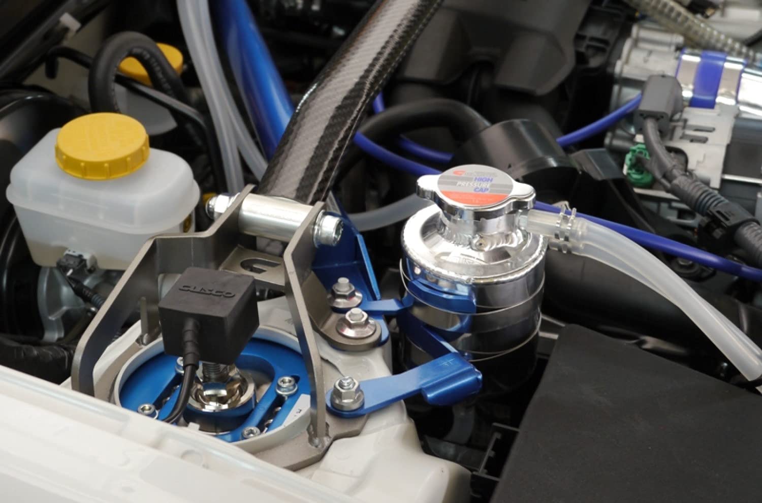 Amazon | クスコ ( CUSCO )【リザーバータンク】 トヨタ 86 ZN6