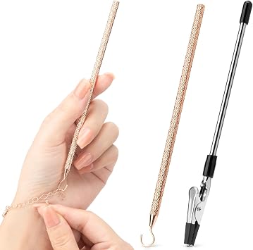 2 Pcs Bracelet Helper Tool, Portable Bracelet Helper with Rubber Tip Clip and 1mm Round Hook for Necklaces, Watches and Independent Jewelry Wear