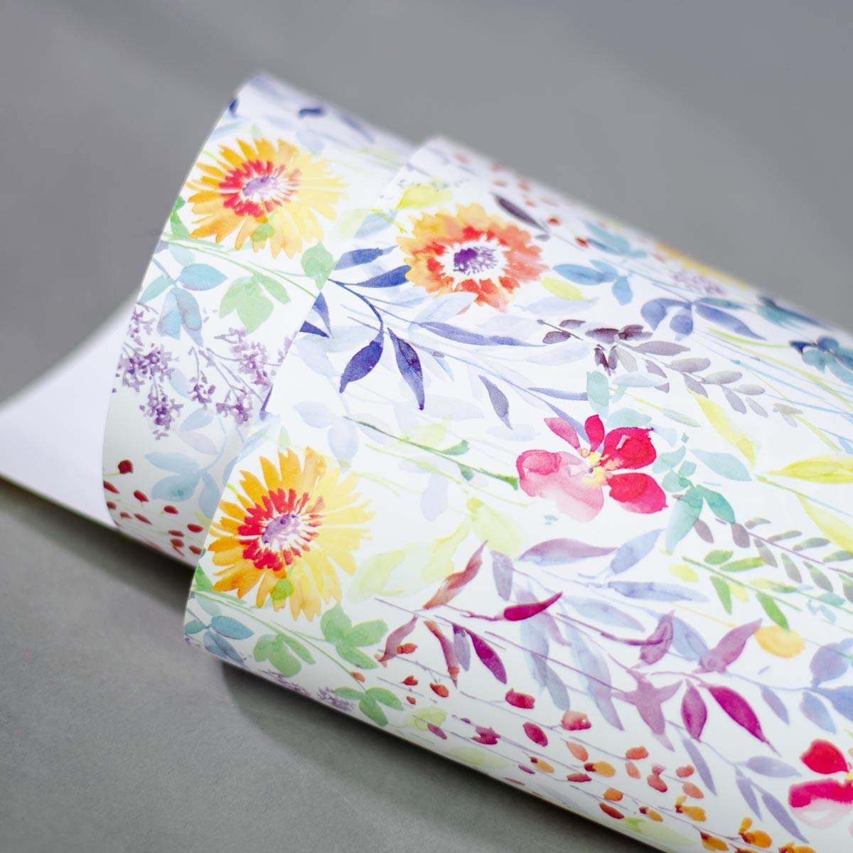 FSC große Rolle Geschenkpapier Flowers 50 cm x 200 m | 90 g/m² Secare Rolle | HUTNER