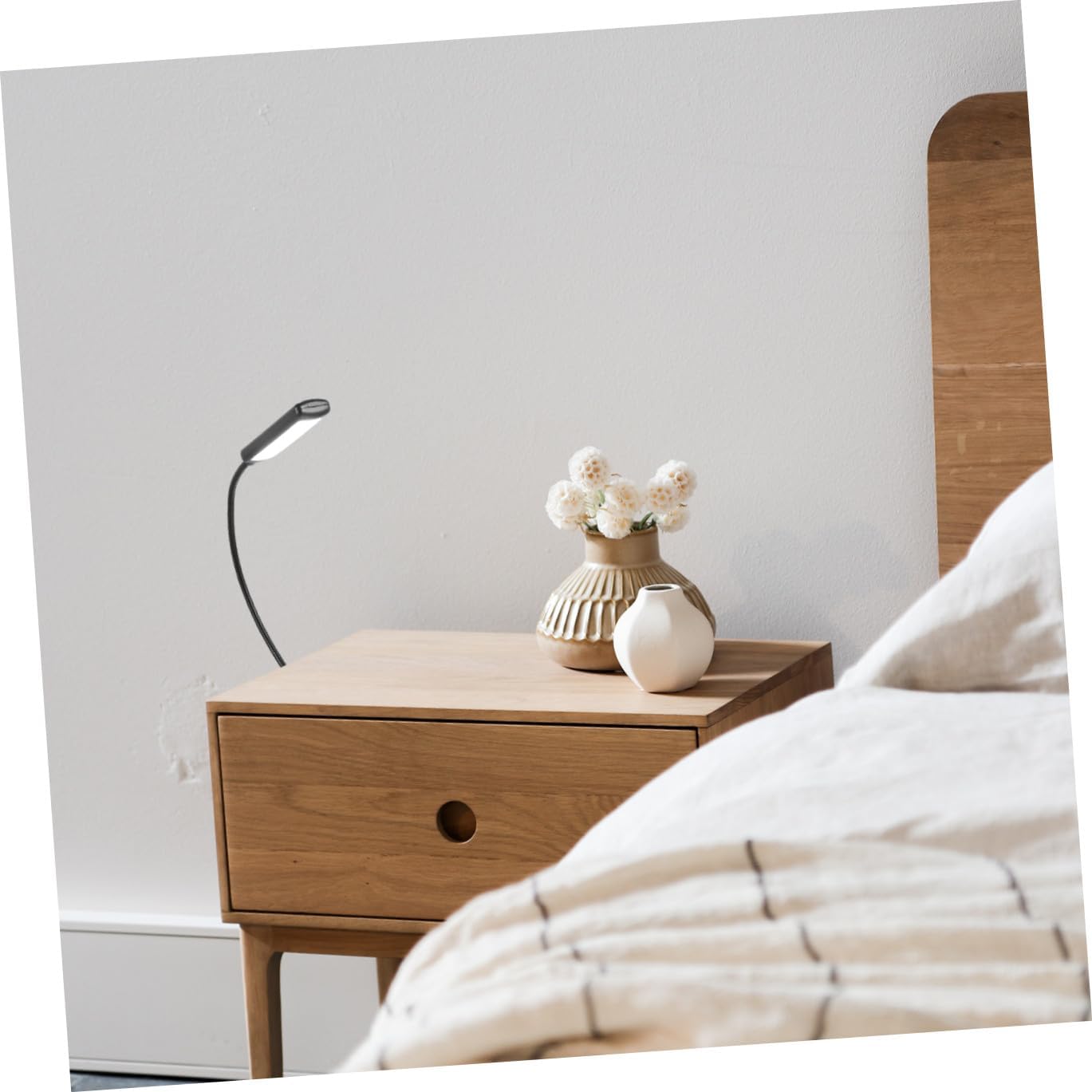 Uonlytech Rechargeable LED Reading Clip Light, Adjustable Piano Music Stand Lamp, Black 2pcs, Eye-Caring Lighting for Night Reading and Sheet Music Practice