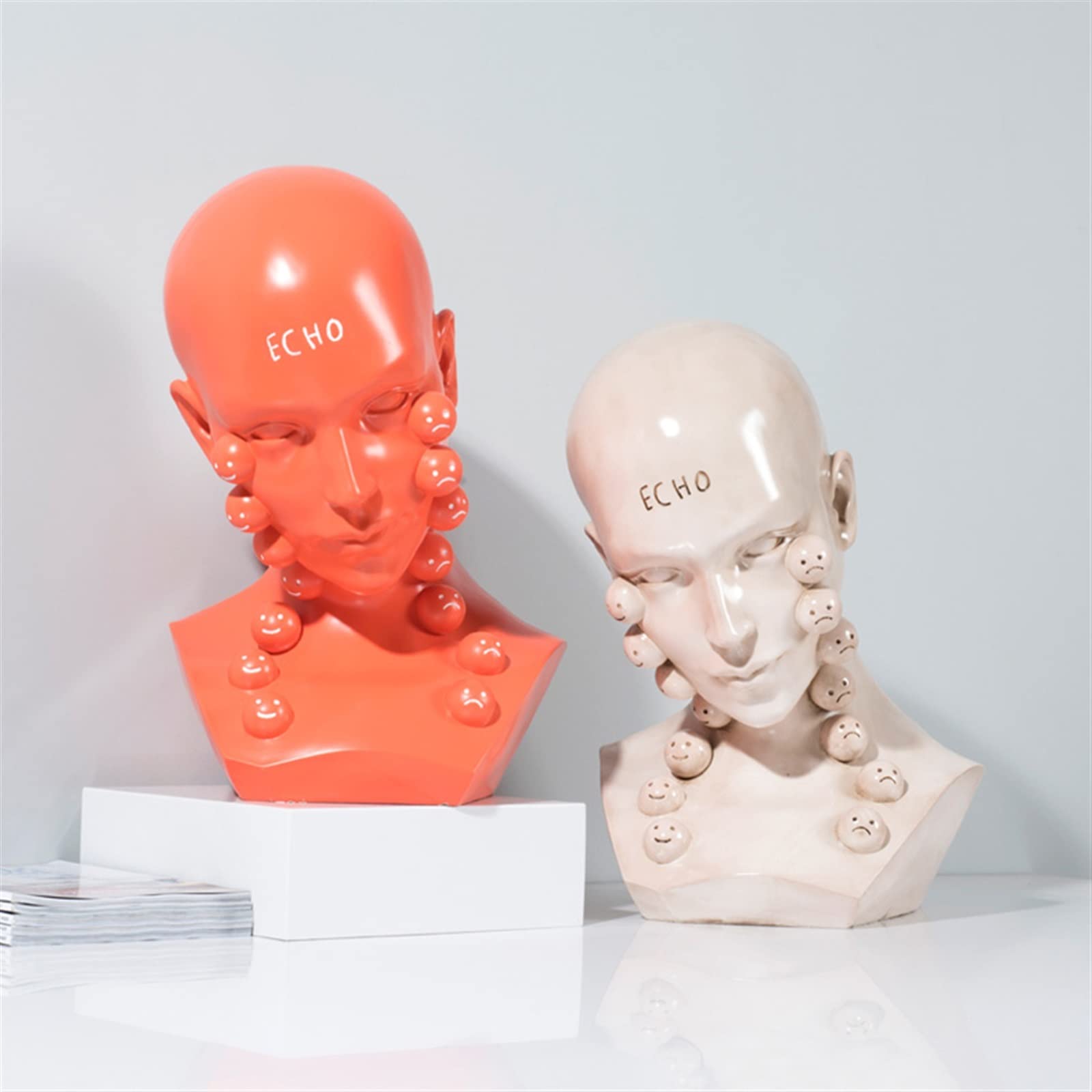 Decorazioni per Libreria Desktop Statua Ornamento Personaggio Avatar Scultura Arte in Fibra di Vetro Decorazione Domestica Felice o infelice Statue da Scrivania(B)