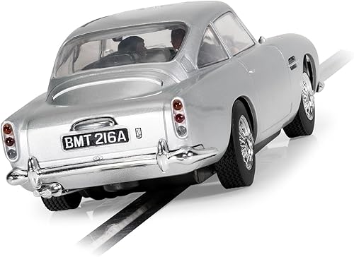 Miniatura 4 de Scalextric James Bond Goldfinger Aston Martin DB5 132 Slot Race Car C4436