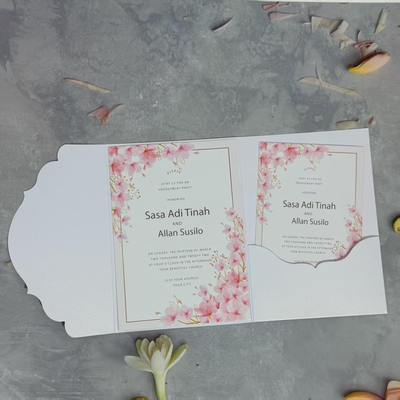 WEKONUMEX All Occasion Invitation Cards, Blank DIY Wedding Invitations Pocketfold Cards With Envelopes Multicolor Pack Of 40(White)