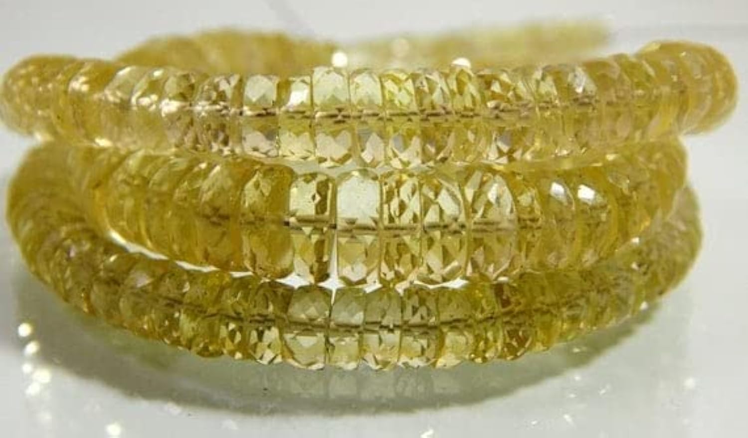 Peridot naturel en perles facettées de marquise de 9x5mm pour création bijoux fait main