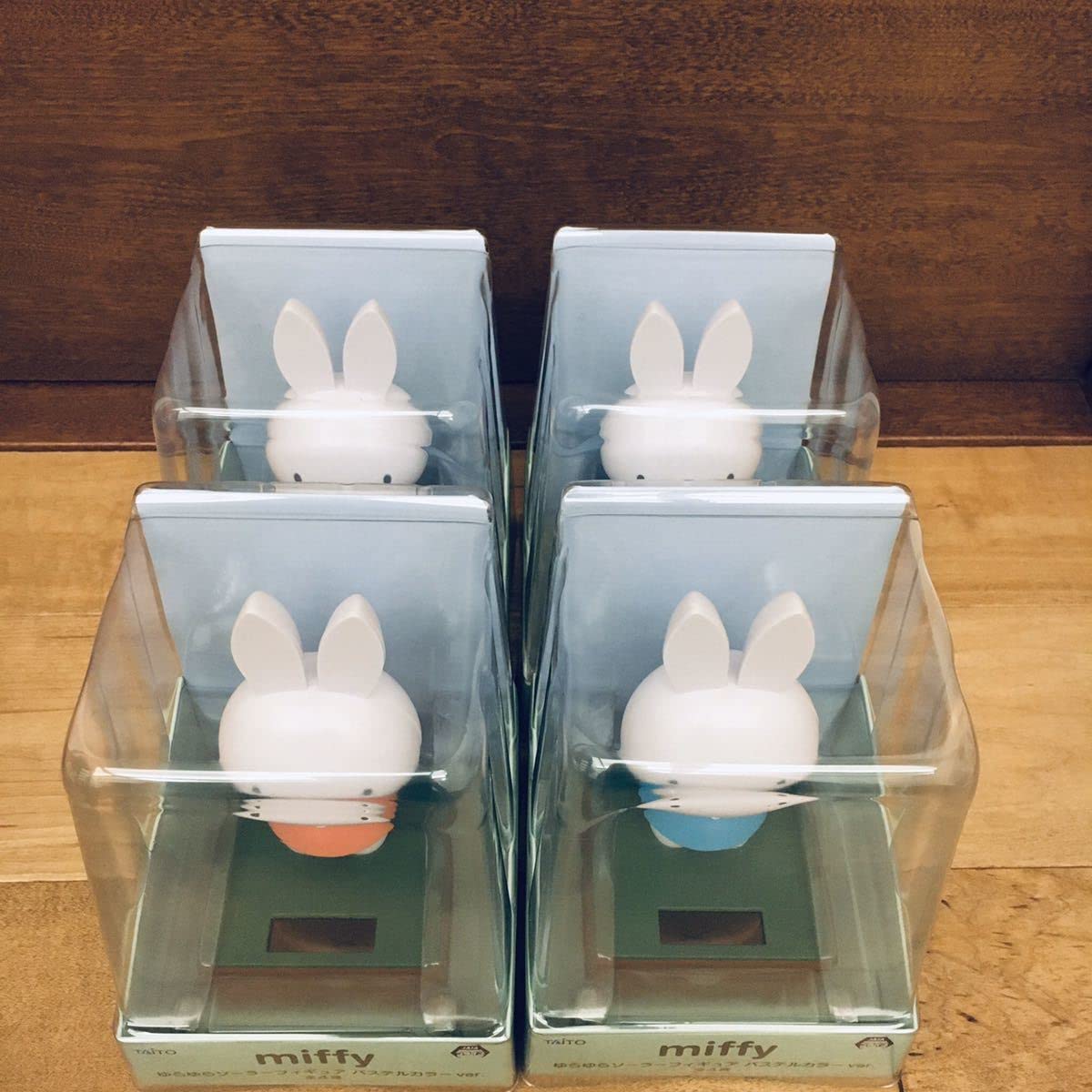 Amazon.co.jp: 全4種セット ミッフィー ゆらゆらソーラーフィギュア
