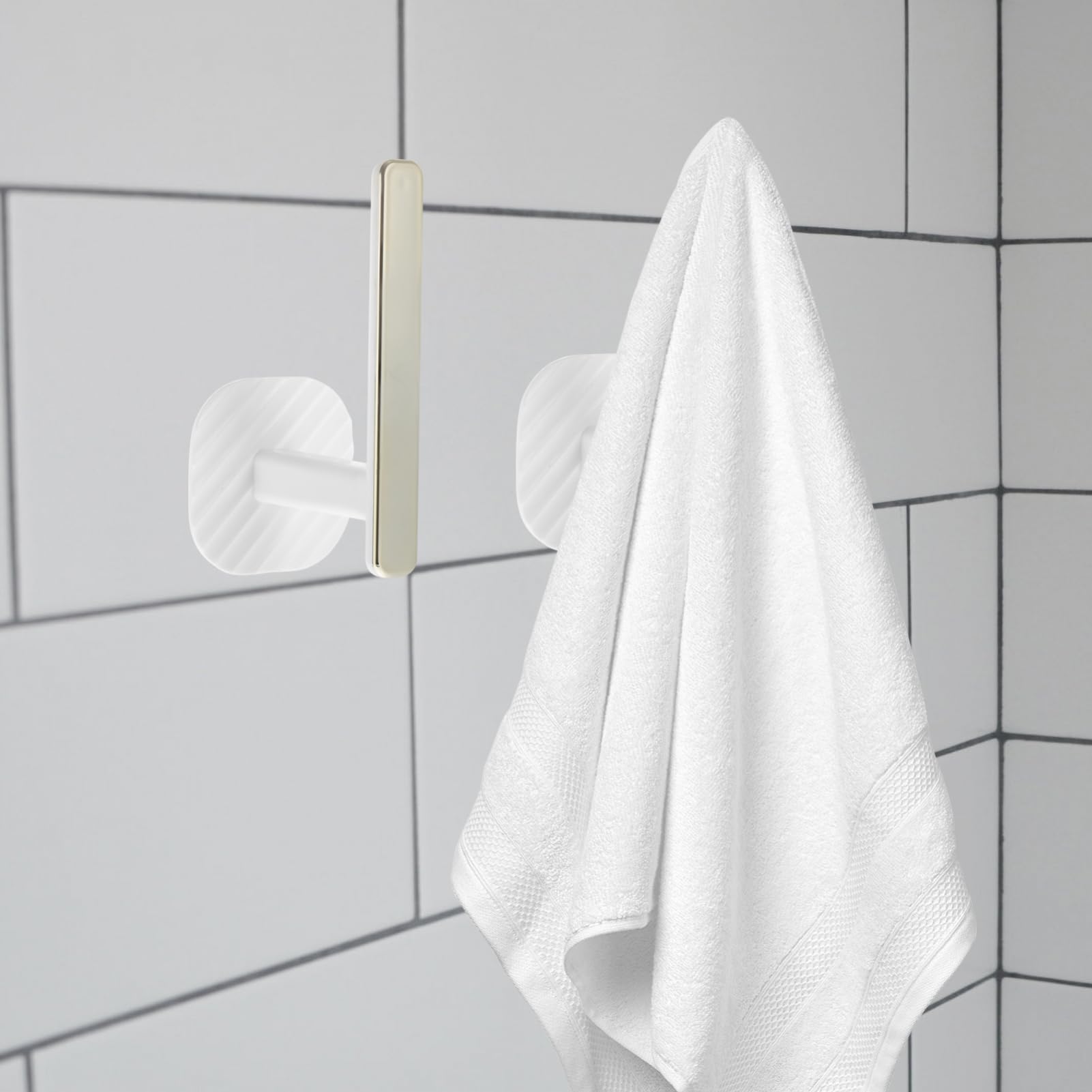 Didiseaon 5 Ensembles Crochets Accessoire Piscine Nettoyeur De Plein Air Bars Porte-rideaux Étagère Porte-cannes Distributeur De Papier Hygiénique Garage Stylo Plastique Blanche 2 Pièces * 5