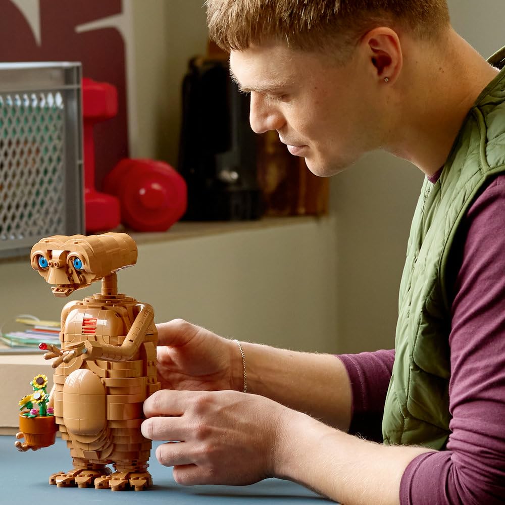LEGO Ideas E.T. the Extra-Terrestrial 21370 | Model kolekcjonerski, zestaw dla dorosłych, prezent dla fana filmu, 1226 elementów