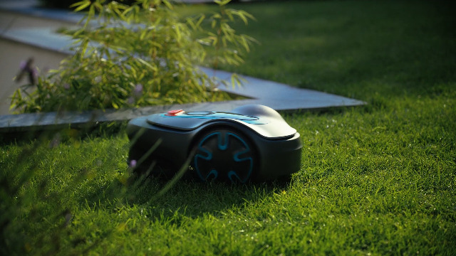 Amazon.co.jp: GARDENA(ガルデナ) ロボット芝刈り機 Bluetooth(R) 接続