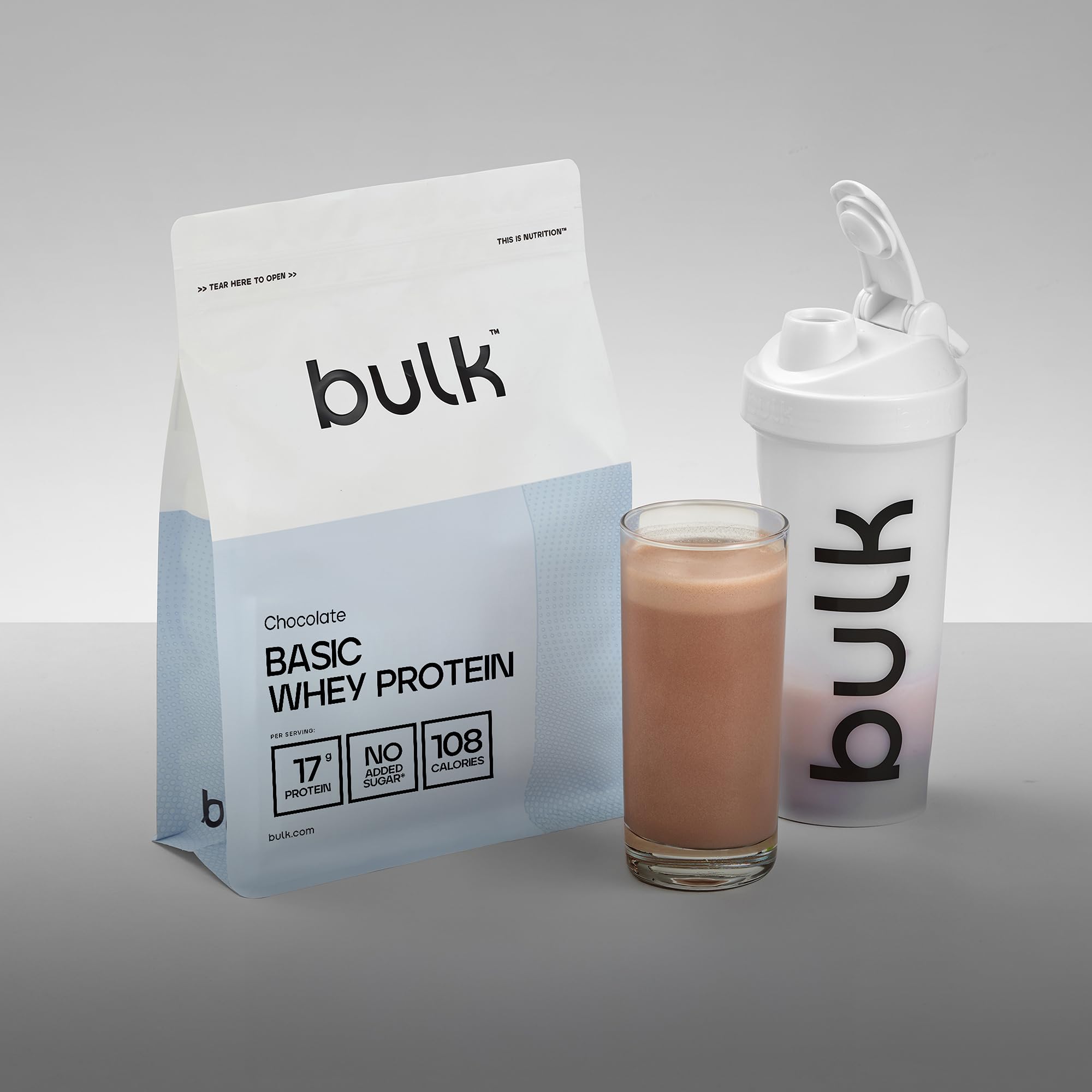 Bulk Basic Proteine del Siero in Polvere | Cioccolato | 2,5kg | 82 Porzioni | Fino a 18g di Proteine | Basso Contenuto di Zuccheri | Rapido Assorbimento | Supporta la Crescita e il Recupero Muscolare