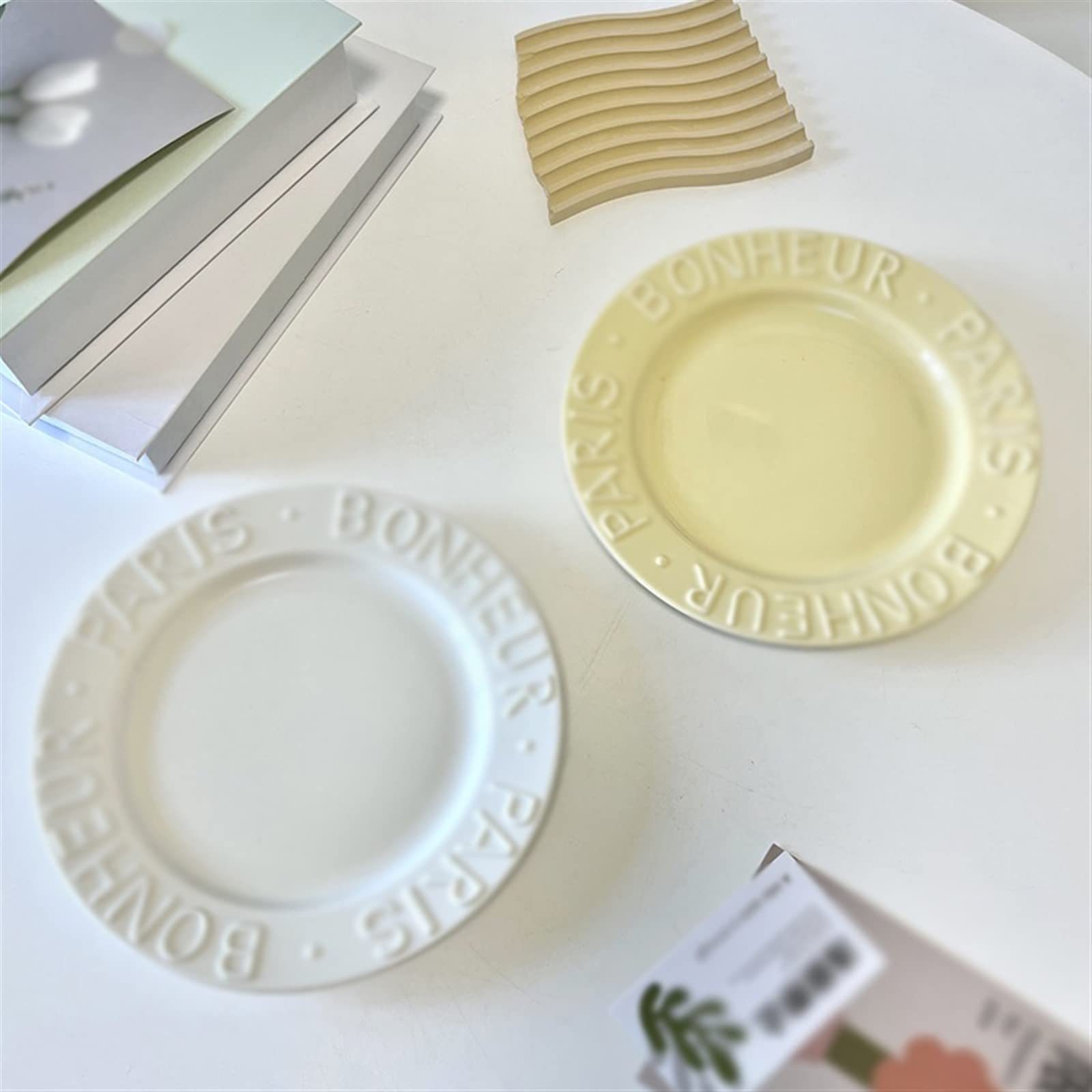 głęboki talerz Talerz w kolorze kremowym Ceramiczny talerz obiadowy Tłoczony z literami Domowy deserowy śniadaniowy Prosty płaski Jednolity kolor Głęboki(Yellow)