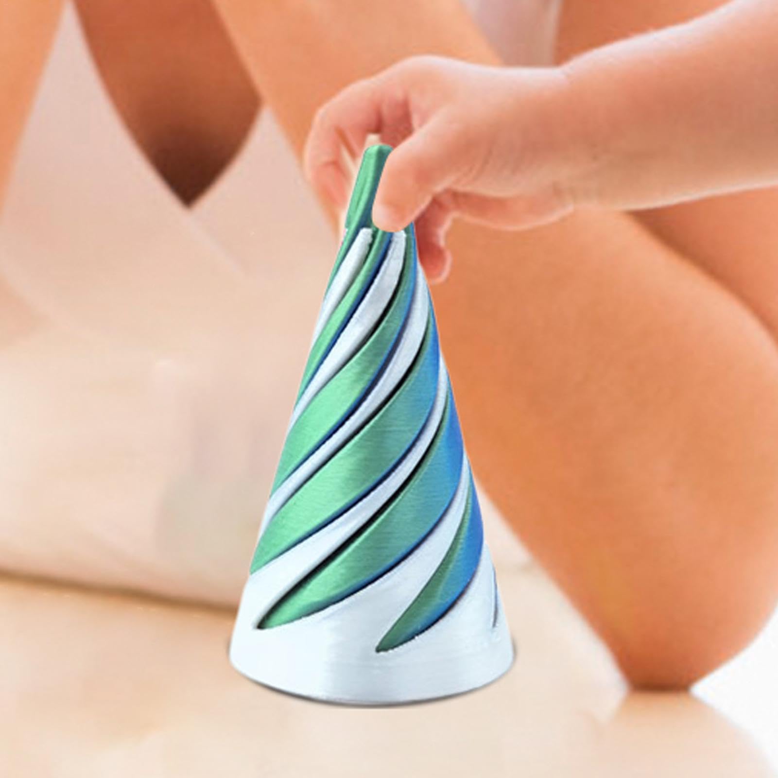 Scultura Piramide Impossibile Passthrough 3,8x6,4cm – Giocattolo Ottico Che Sfida La Fisica