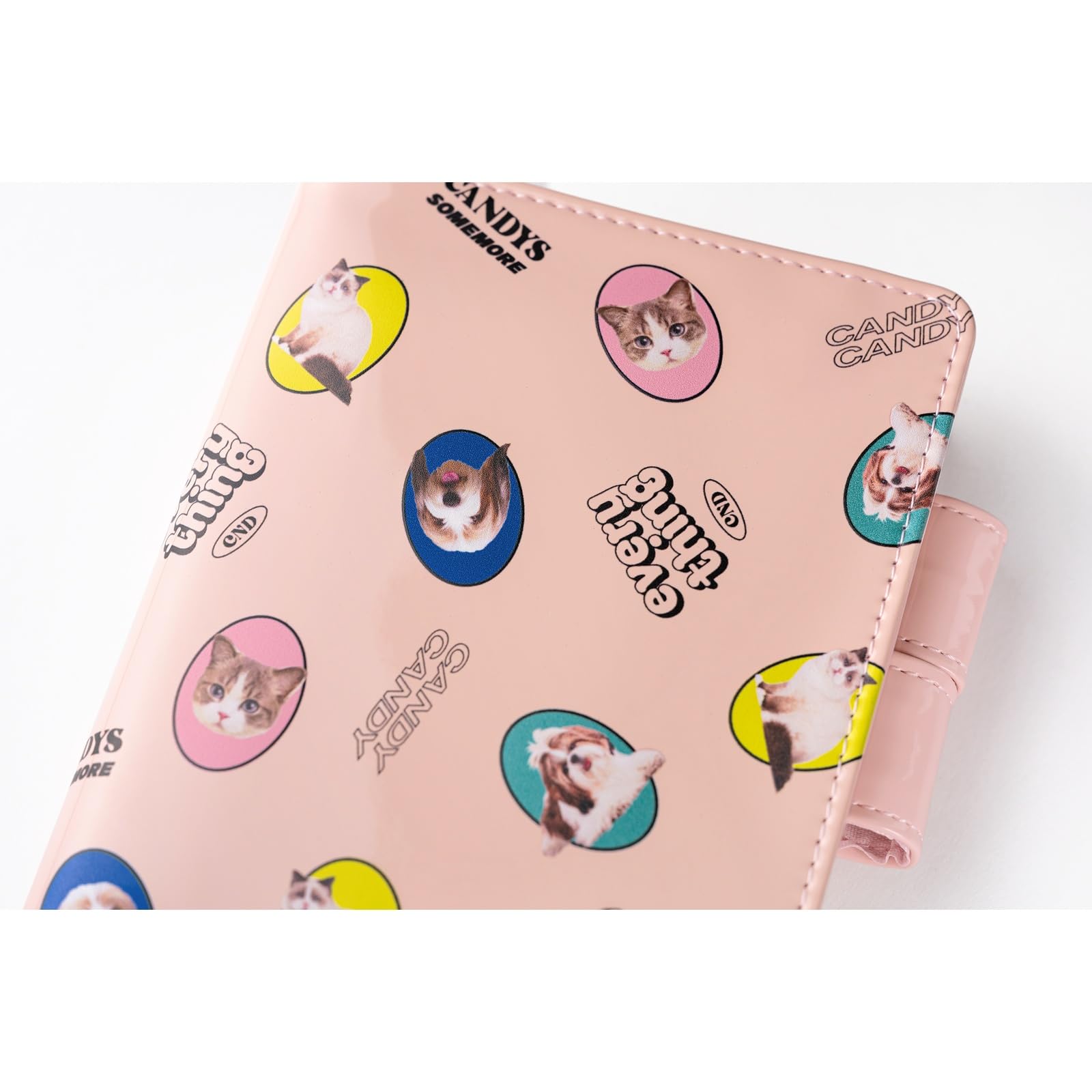 Hobonichi Techo pokrowiec do planera A6 – narzędzie do usuwania cukierków: losowy pies i kot (różowy) (rozmiar oryginalny, tylko okładka)