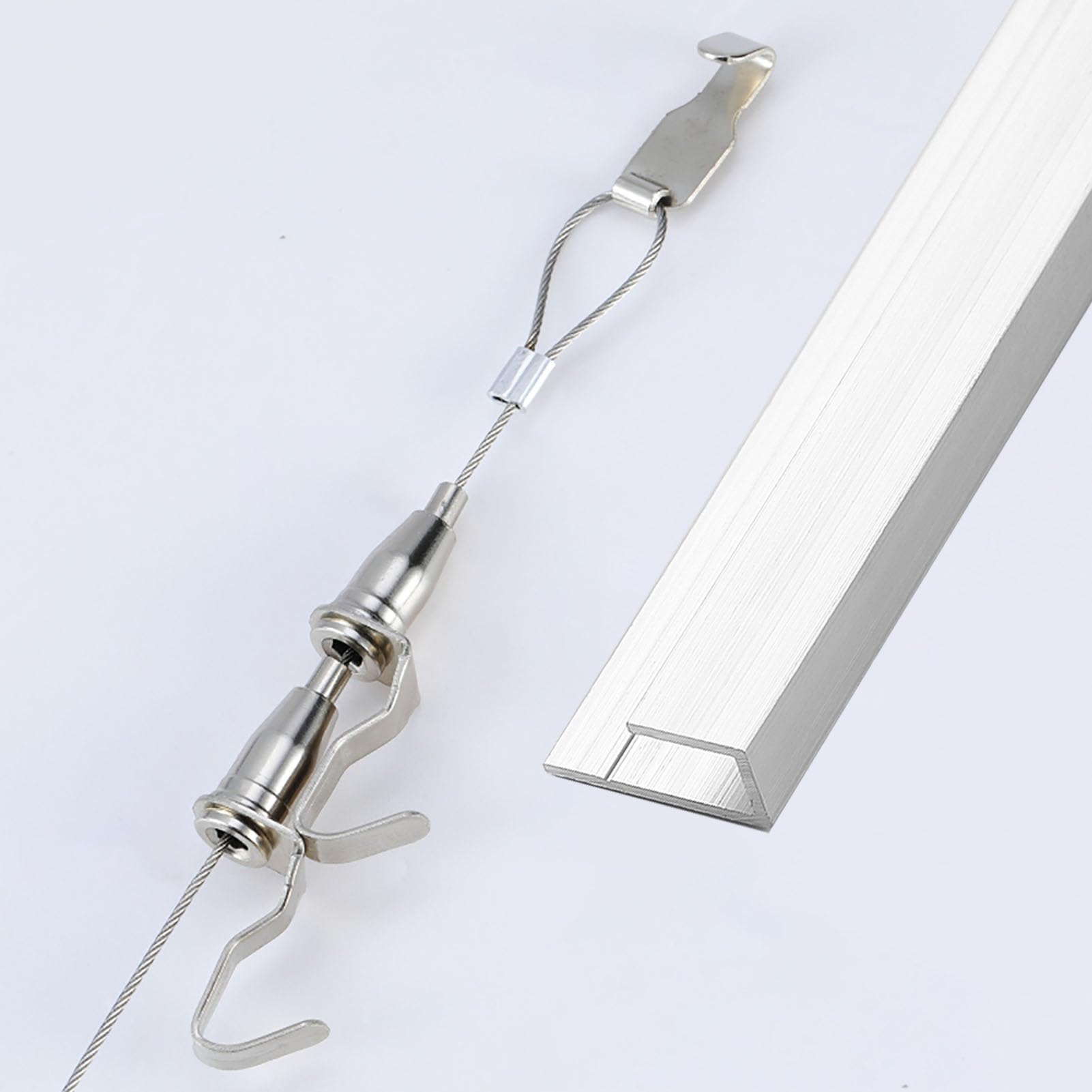 Cimaise pour Tableau Supports de Suspension pour Tableaux en L avec 2 Câbles et 4 Crochets, Support pour Cadres, Kit de Quincaillerie pour Rail de Galerie Métallique(3.5m/11.5' Wire,22"/55cm Rail)