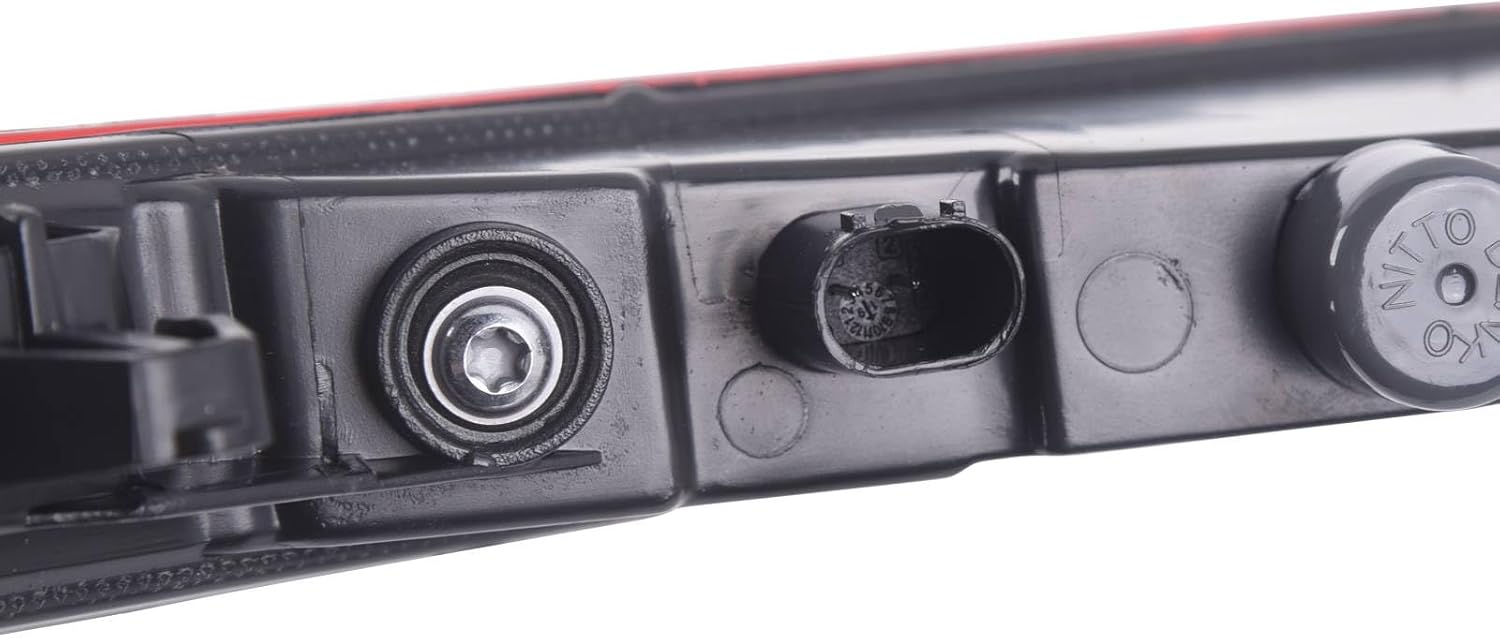 Left Rear Bumper Bar Reflector Light Lamp fits Porsche Cayenne 2018-2024 9Y0945725